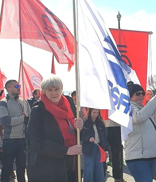 Myndin tekin í upphafi 1. maí kröfugöngu í Reykjavík 2024
Arna Jakobína Björnsdóttir, formaður Kjal…