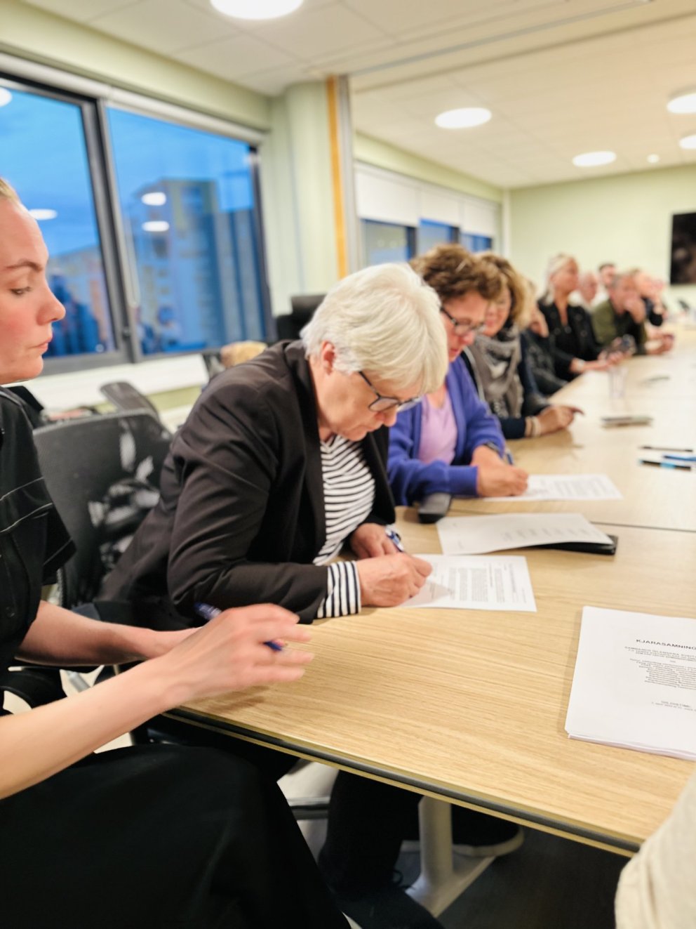 Nýr kjarasamningur undirritaður